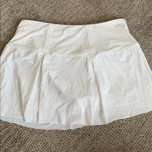 White lululemon skirt